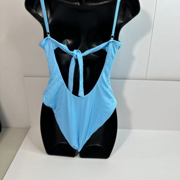 BECCA Women's Standard Prima Twist One Piece Swimsuit, Plunge Neck, Cuto… - Picture 2 of 10